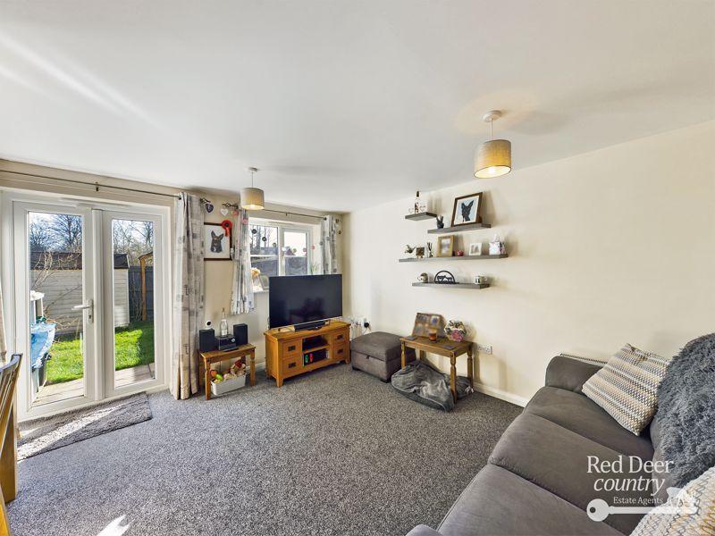 Sitting/Dining Room