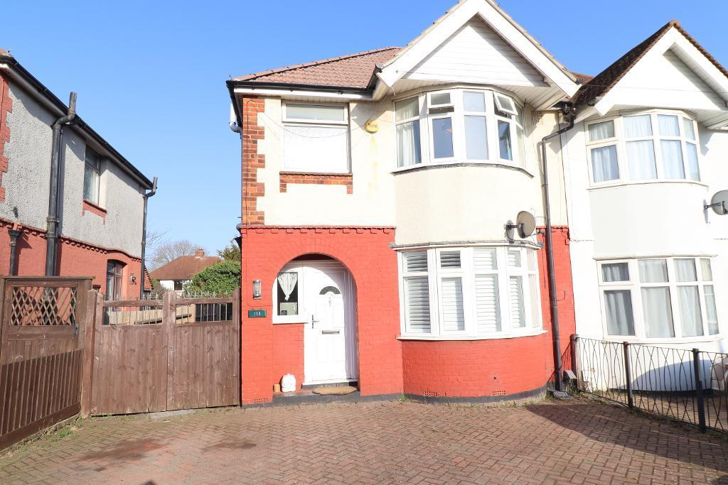 Stanford Road, Round Green, Luton... 3 bed semidetached house £365,000
