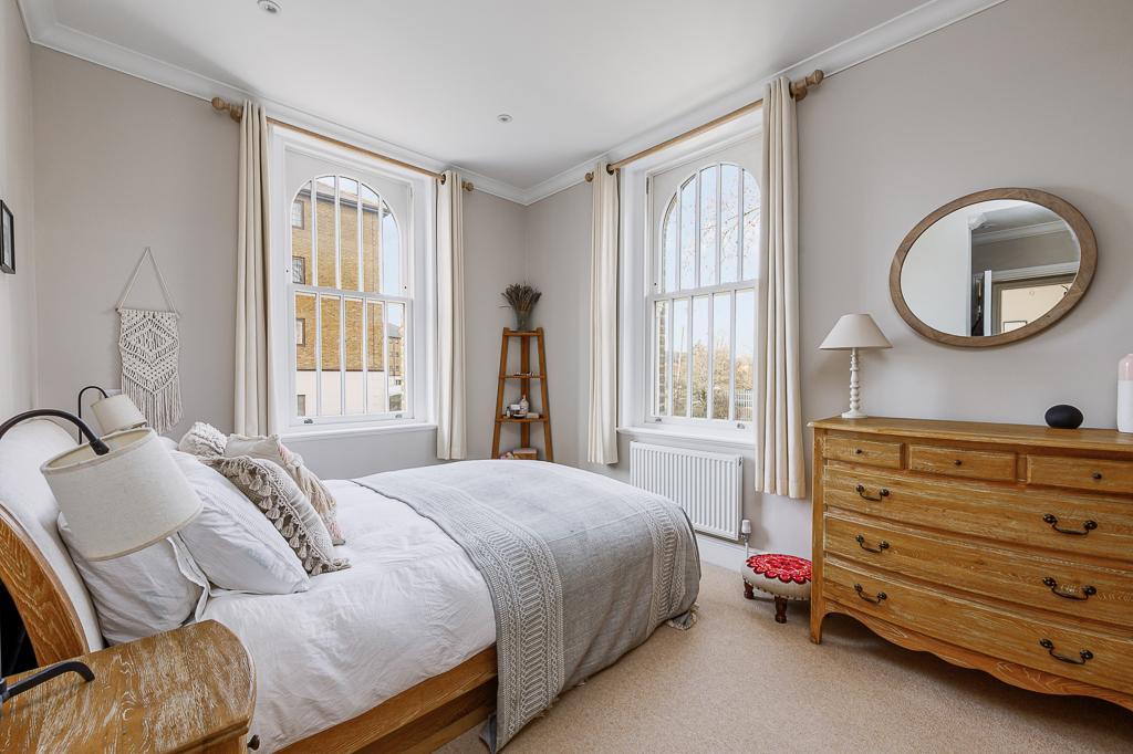 Double-Aspect Guest Bedroom