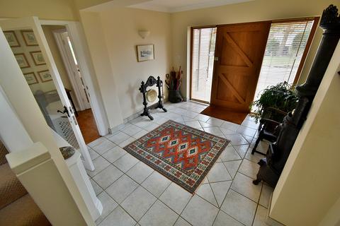 30 Crescent Walk, West Parley, Ferndown, BH22 8PZ