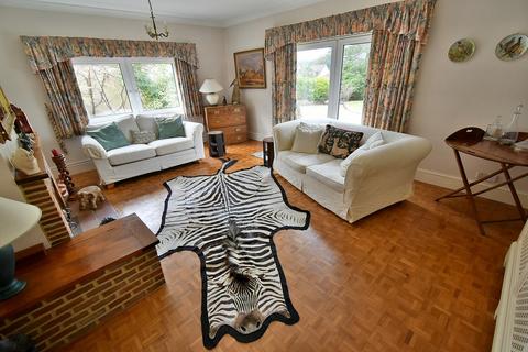 30 Crescent Walk, West Parley, Ferndown, BH22 8PZ