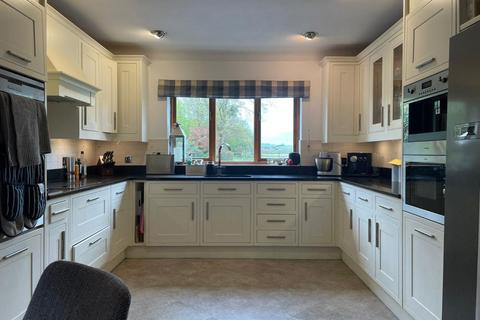 4 bedroom detached house to rent, Willow House, Wyre Lane, Long Marston, Stratford-upon-Avon