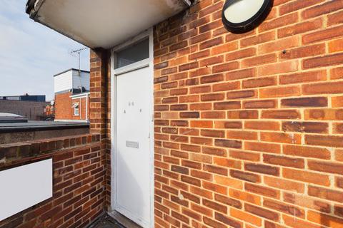 2 bedroom apartment for sale, Station Road, Addlestone, Surrey, KT15