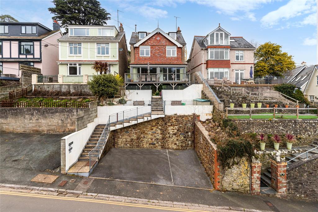 Coronation Road, Devon, TQ8 3 bed for sale £725,000
