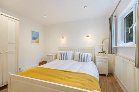 Prospects Coronation Road, Salcombe, TQ8 8EA