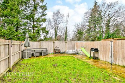 15 Lockside, Littleborough, OL15 0HX