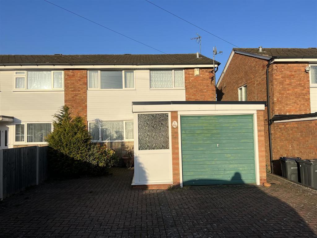 Laburnum Drive, Sutton Coldfield 3 bed semidetached house £290,000