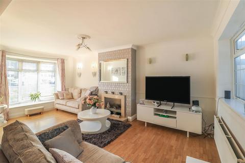 88 Chippingfield, Harlow, CM17 0DL