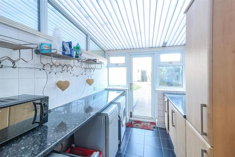 88 Chippingfield, Harlow, CM17 0DL