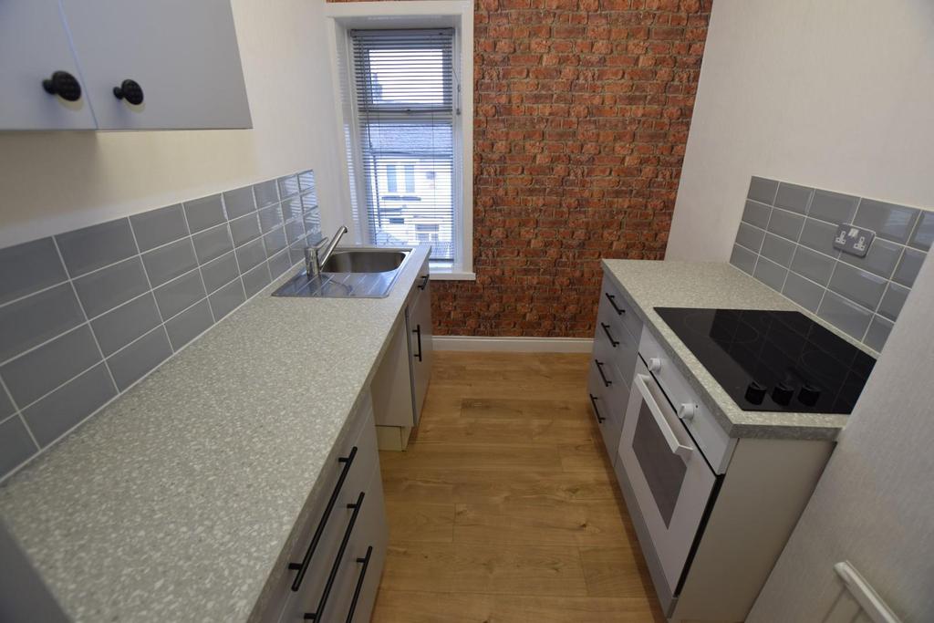 Chapel House Road, Nelson 1 bed apartment £450 pcm (£104 pw)