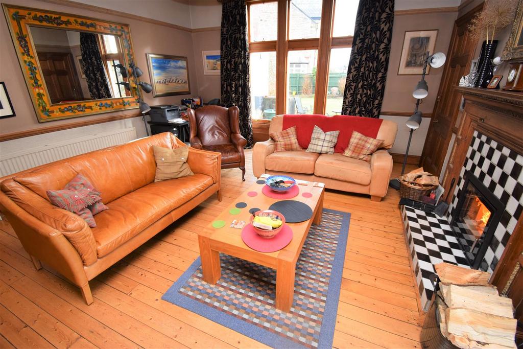 Sitting room.jpg