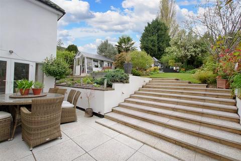 65 Moore Road, Mapperley, Nottingham, NG3 6EJ