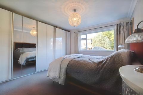 65 Moore Road, Mapperley, Nottingham, NG3 6EJ