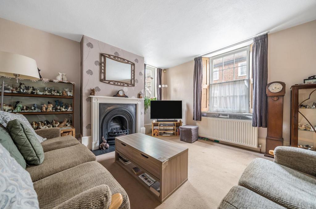 The Street, Ash, Canterbury 3 bed end of terrace house for sale £355,000