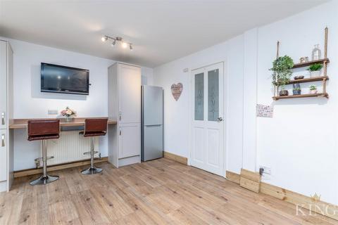 42 Blakemere Close, Redditch, B98 0LZ