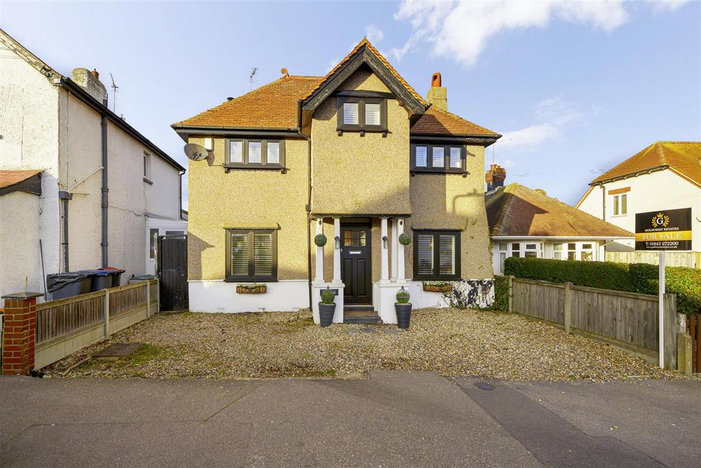 Western Avenue, Herne Bay 3 bed detached house for sale £400,000