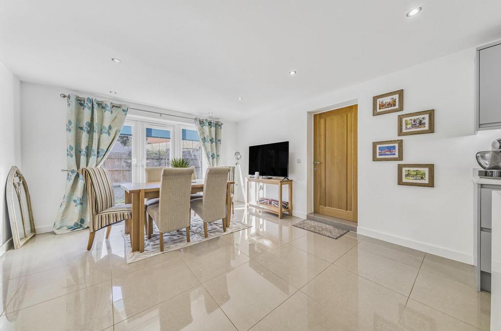 Manor View, Lower Road, Temple Ewell... 4 bed detached house £675,000