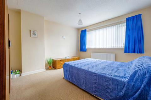 7 Canterbury Close, Studley, B80 7JF