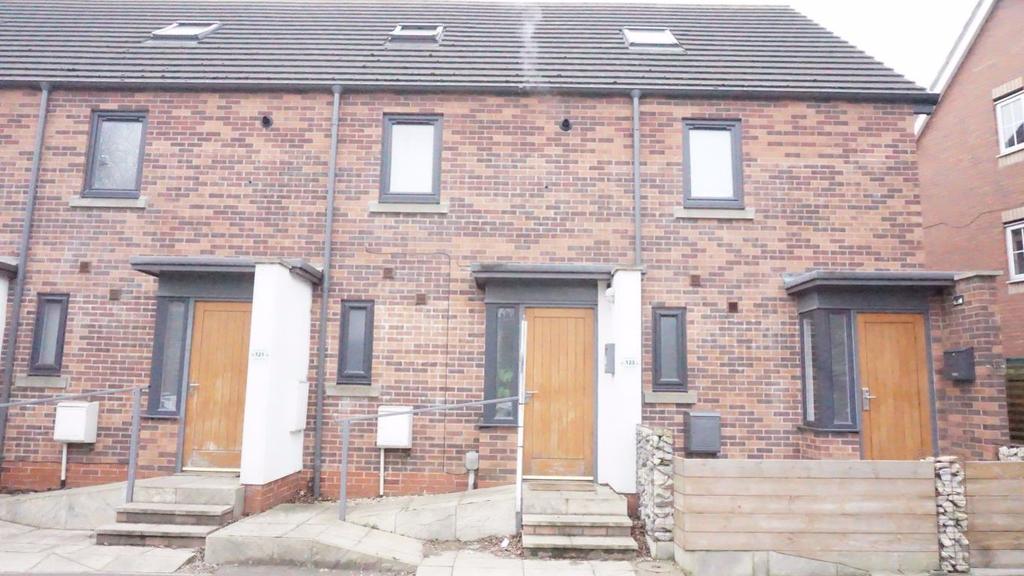 123 Marfleet Lane, Hull, HU9 5RN 3 bed terraced house £745 pcm (£172 pw)