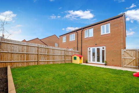 58 Chestnut Way, Bidford On Avon, Alcester, B50 4GF