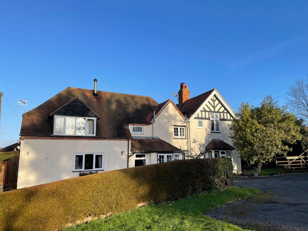 Birmingham Road, Pathlow... 4 bed semidetached house £625,000
