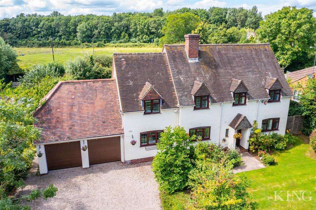 Pratts Lane, Mappleborough Green... 4 bed detached house £800,000