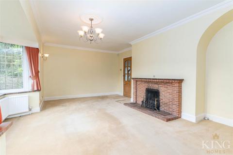 Westway Pratts Lane, Mappleborough Green, Studley, B80 7BN