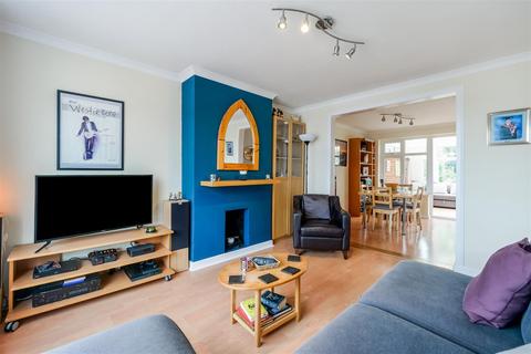 35 Augustine Avenue, Studley, B80 7JL