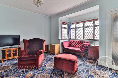 2 bedroom bungalow for sale - Oak Road, Leeds