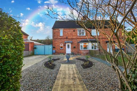 14 Greys Road, Studley, B80 7QQ