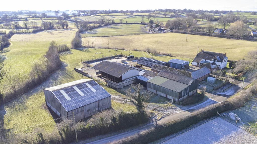 Broughall, Whitchurch, SY13 4EH 4 bed country house £875,000