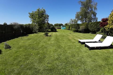 Bon Accord Middletown Lane, Studley, B80 7PN