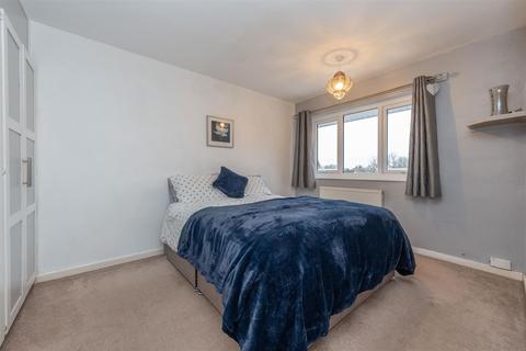 7b Castle Road, Studley, B80 7LP