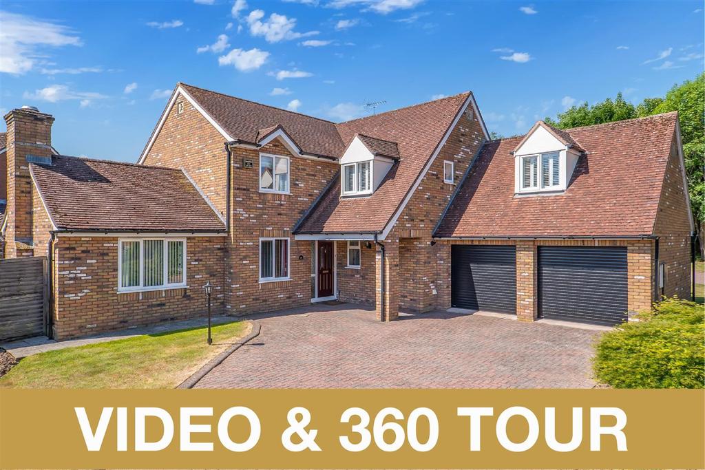 Abbey Close, Alcester 4 bed detached house £550,000