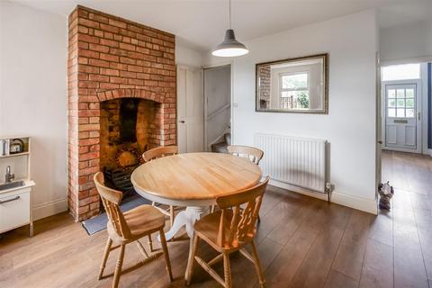 34 Birmingham Road, Studley, B80 7BG