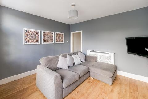 34 Birmingham Road, Studley, B80 7BG