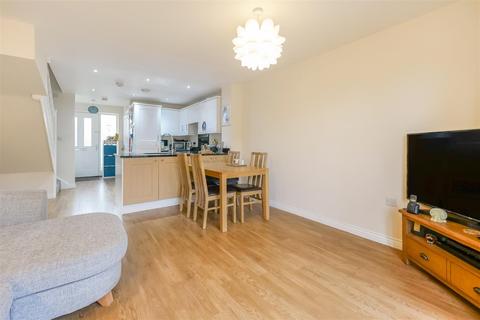 7 Ash Place, Bidford On Avon, Alcester, B50 4GB