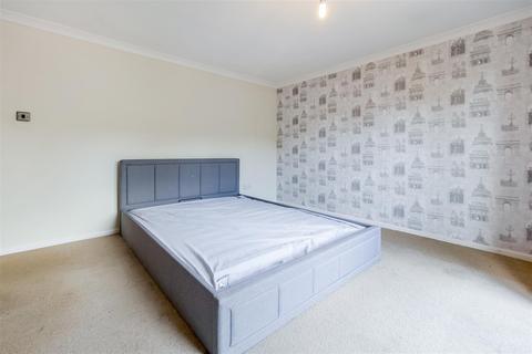 36 Crooks Lane, Studley, B80 7QX