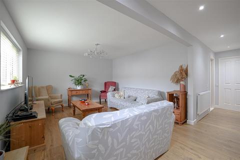 21 Arran Close, Hemel Hempstead, HP3 8TQ
