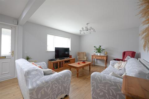 21 Arran Close, Hemel Hempstead, HP3 8TQ