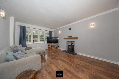 15 Appleby Close, Great Alne, Alcester, B49 6HJ