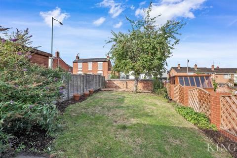 7 Manor Mews, Studley, B80 7PR