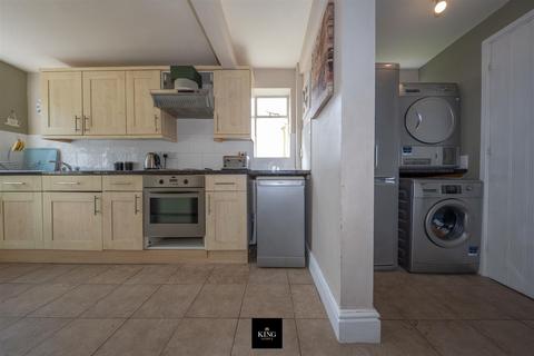 33 Tower Hill, Bidford On Avon, Alcester, B50 4DZ