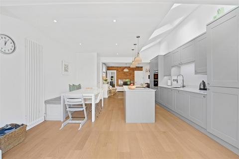 9 North Road, Ascot, SL5 8RP