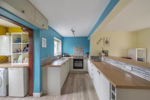 21 Auster Bank Road, Tadcaster, LS24 8AX