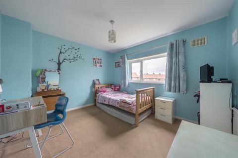 21 Auster Bank Road, Tadcaster, LS24 8AX