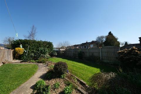 19 Gunners Lane, Studley, B80 7LX