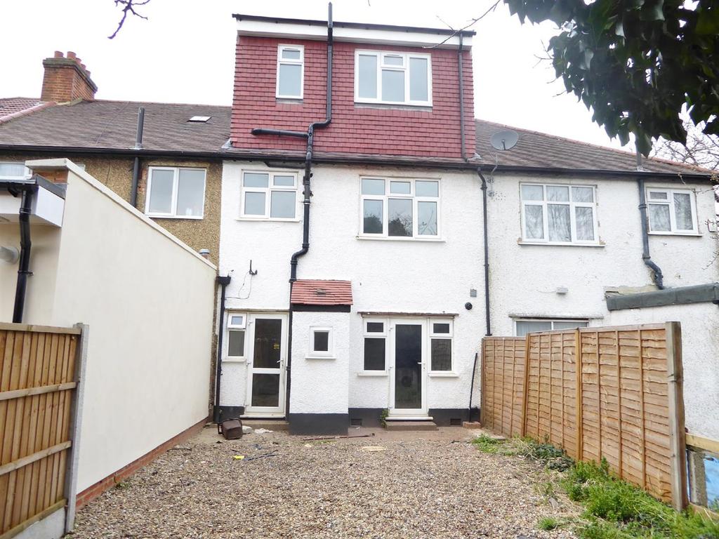 Edenvale Road, Tooting Borders, CR4 5 bed terraced house £3,500 pcm