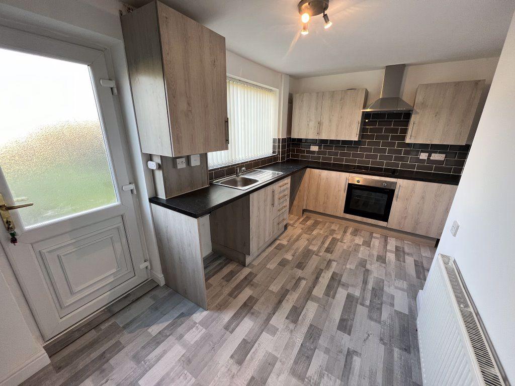 Simpsons Lane, Knottingley, WF11 3 bed terraced house £700 pcm (£162 pw)