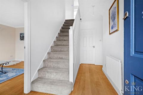 29 Johns Close, Studley, B80 7EQ